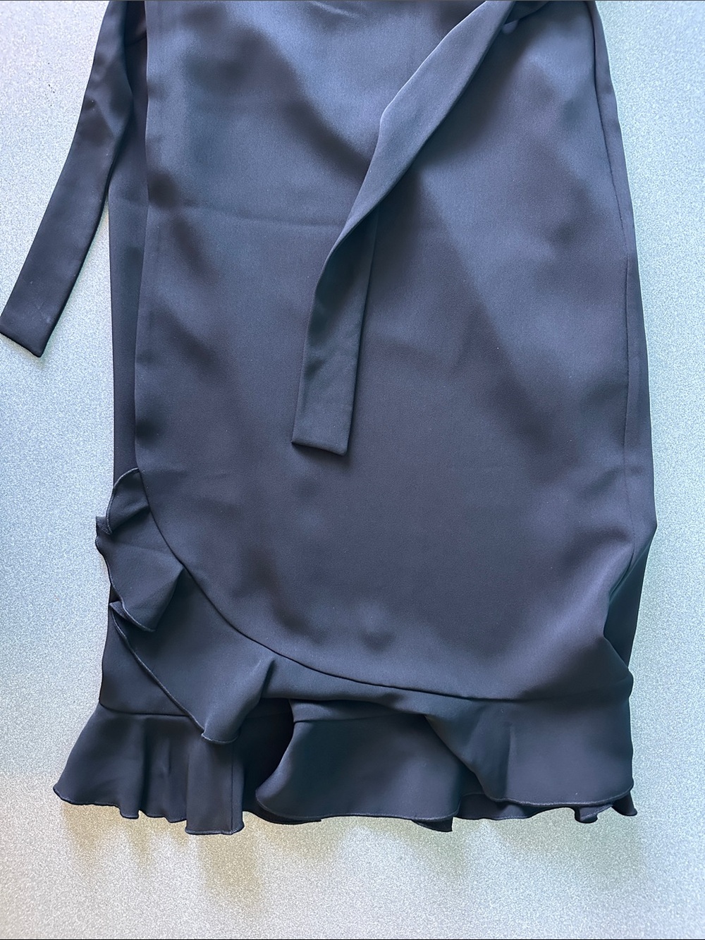WILFRED | WOMENS BLACK WRAP DRESS | SMALL | ARITZIA - Picture 8 of 9
